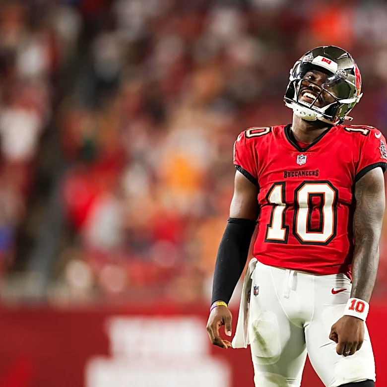 Tampa Bay Buccaneers news: Training camp battles heating up