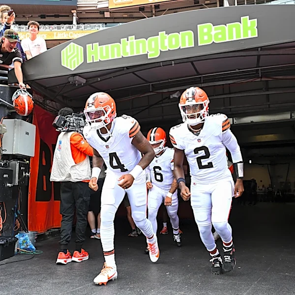 Browns QB competition decision between Deshaun Watson, Sheduer Sanders