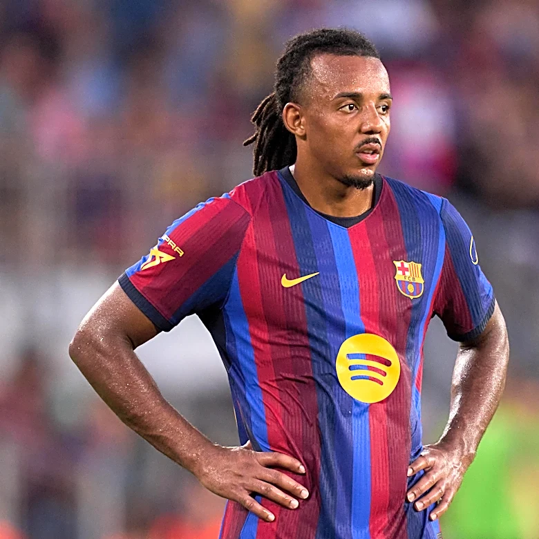 Hansi Flick tells Jules Kounde he’s no longer first choice at Barcelona
