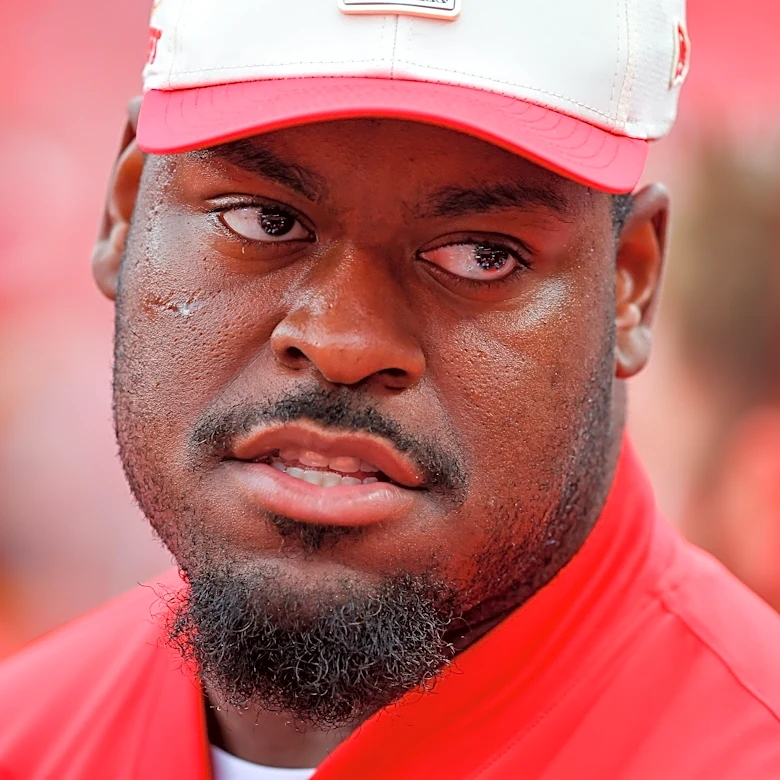 Andy Reid gives Chiefs injury update, Trey Smith back at practice