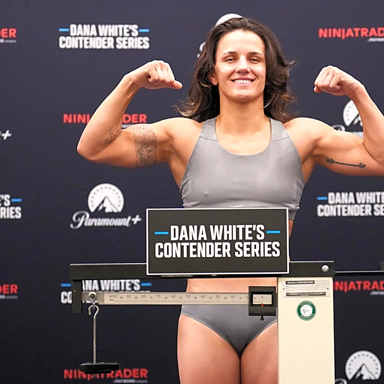 Midnight Mania! Twenty Yellow-Bellies Drove Daunting Bella Mir to Contender Series