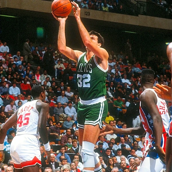 YouTube Gold: The Exquisite Post Skills Of Kevin McHale