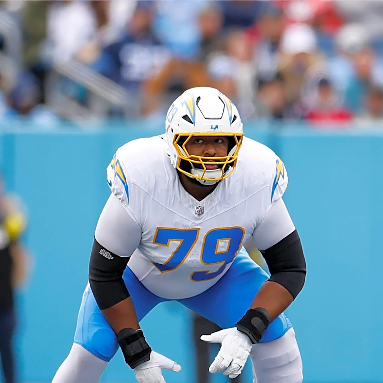 Los Angeles Chargers news: Trey Pipkins receiving extra looks at left guard