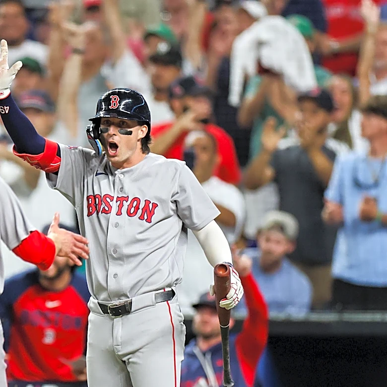 Yankees Rivalry Roundup: Sox rally late to best Marlins