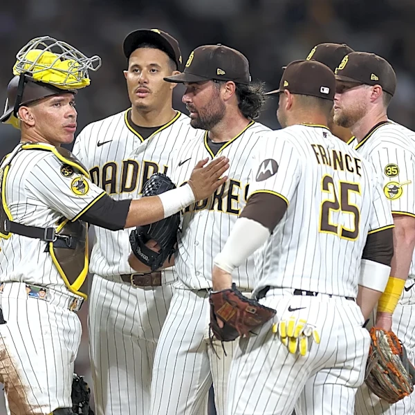 Padres should be open to Robbie Ray as a 2027 SP option