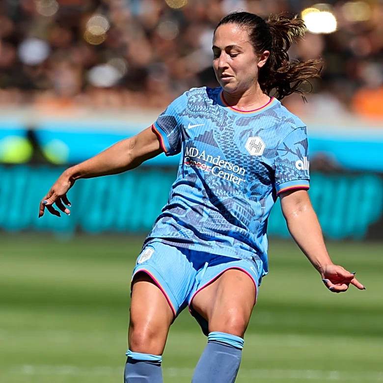 Midfielder Danny Colaprico signs new contract with the Houston Dash