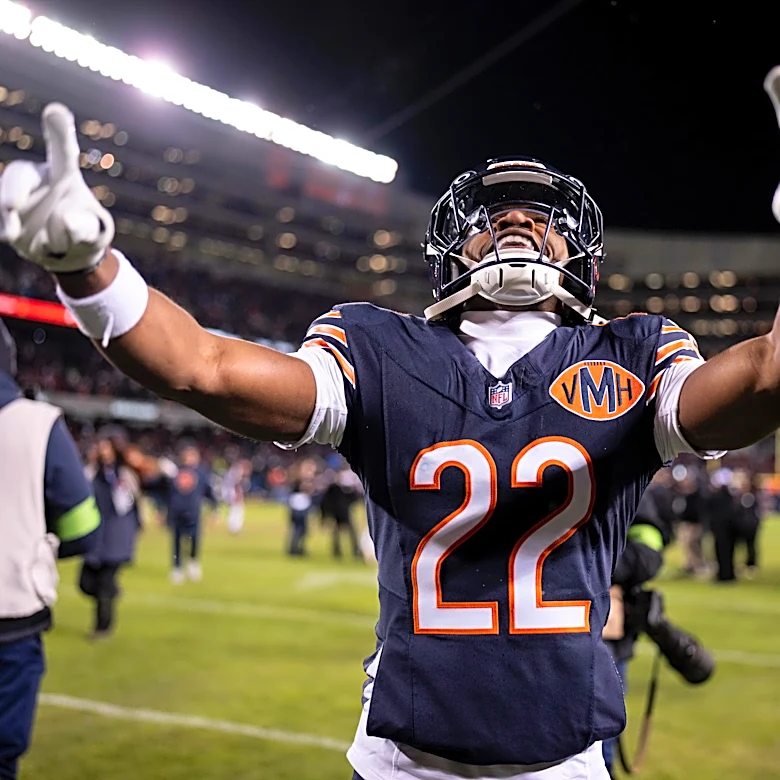 Chicago Bears Roster Moves: Keyshaun Elliott and Elijah Hicks activated off PUP
