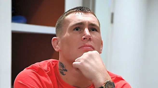 Darren Till ‘still walking around with a torn ACL’ despite Yoel Romero fight on Sept. 26