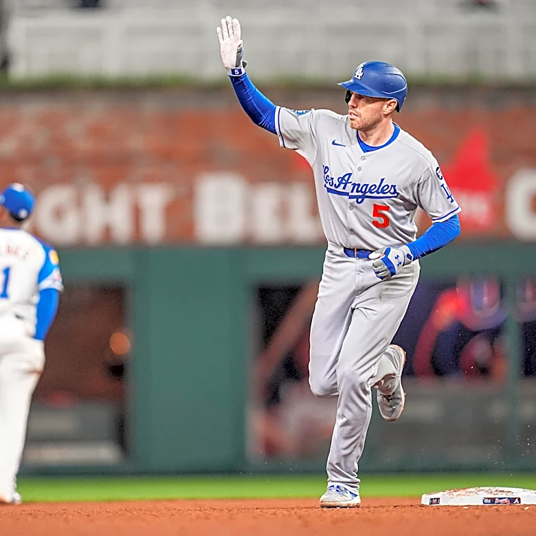Dodgers at Braves game chat