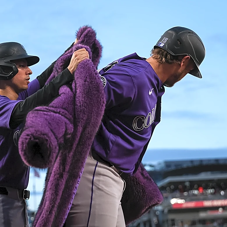 The Rockies let the dogs out, defeat the Nationals, 3-1