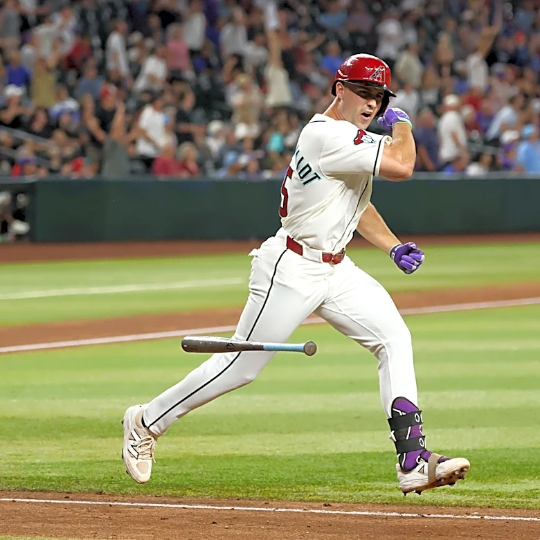 Holy Waldschmidt! Dbacks 5, Cubs 4
