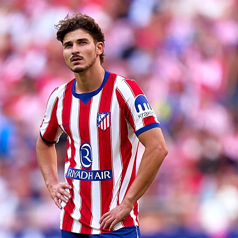 Atlético Madrid fires back at FC Barcelona over Julián Álvarez pursuit