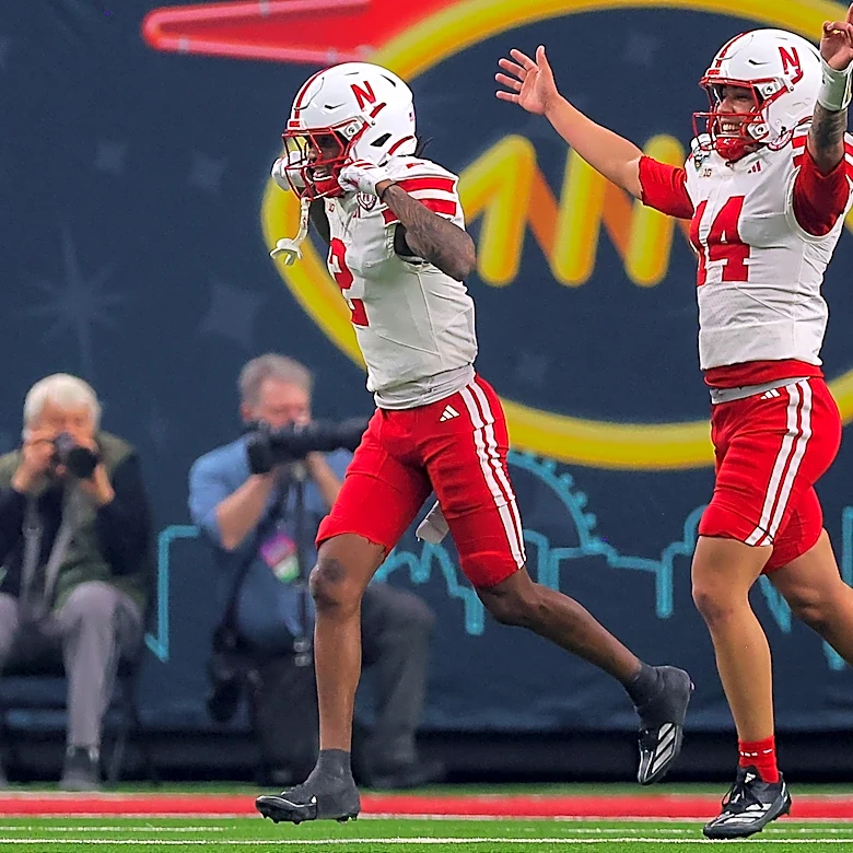 Wednesday’s Flakes Brings You Nebraska’s Stumble, Cub’s New Record, & Sleep