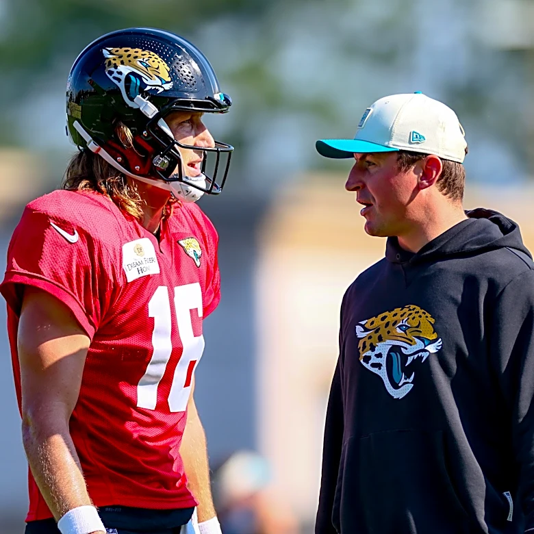 Jaguars QB Trevor Lawrence looks to better simulate scrambles in training camp