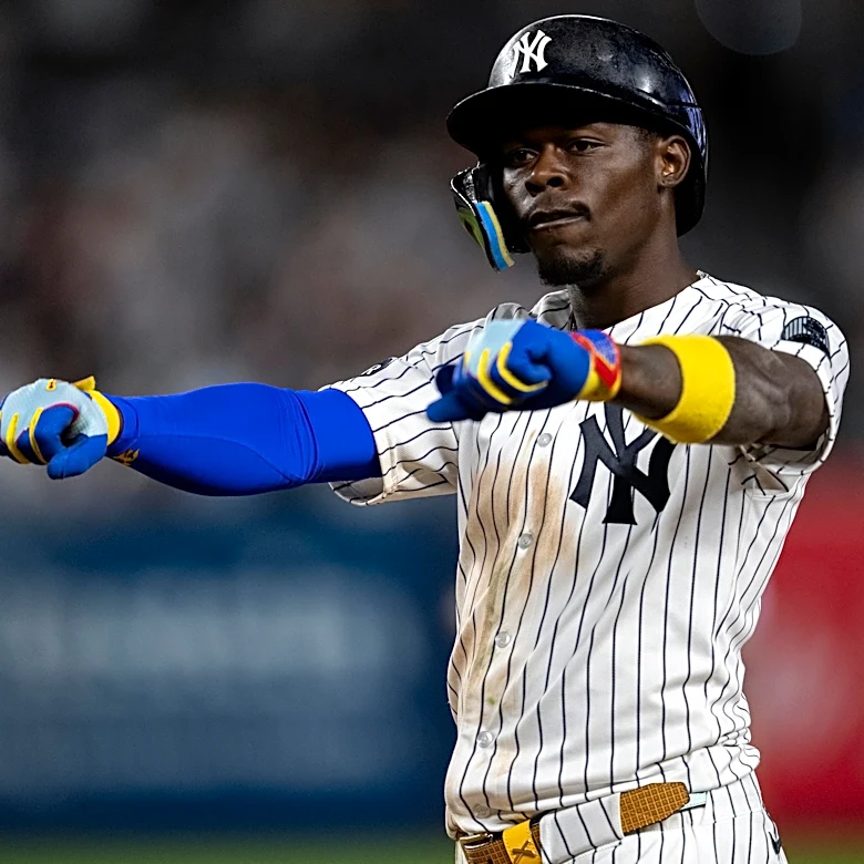 Yankees snap first inning slump, pour it on late to level series against Astros