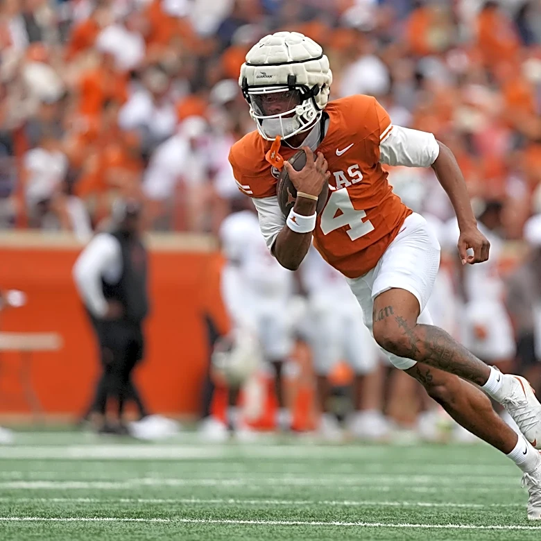 Longhorns Daily News: Three Texas players cited among Sean Alexander Freshman of the Year Award watch list