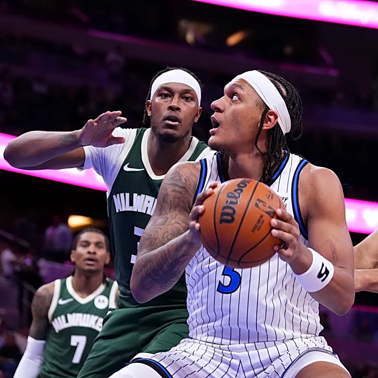 Who should start for the Bucks at centre?