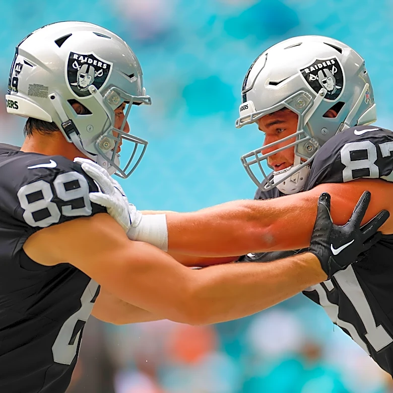 Raiders news: Tight ends get love, not so much for DTs