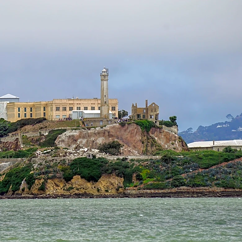 UFC Alcatraz? Location odds drop for Dana White’s secret 2027 mega-event