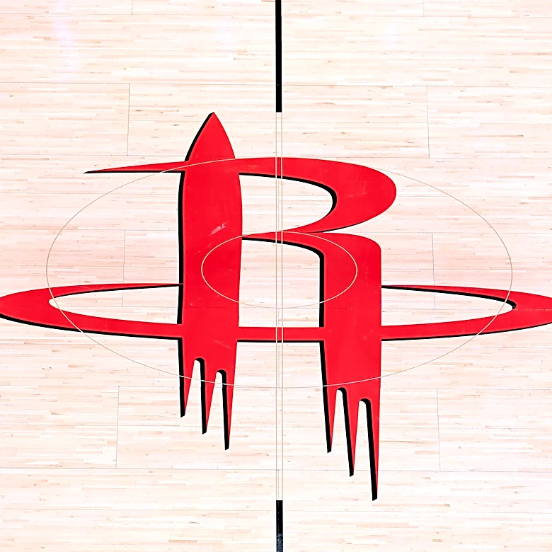 Rockets add another center to the roster