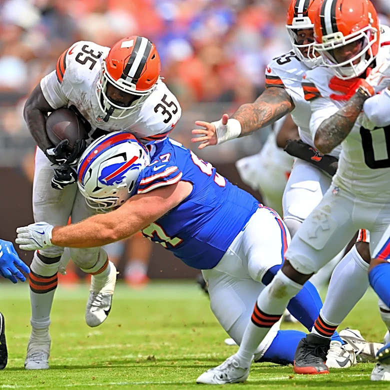 Buffalo Bills fans approve of team signing DT Greg Gaines