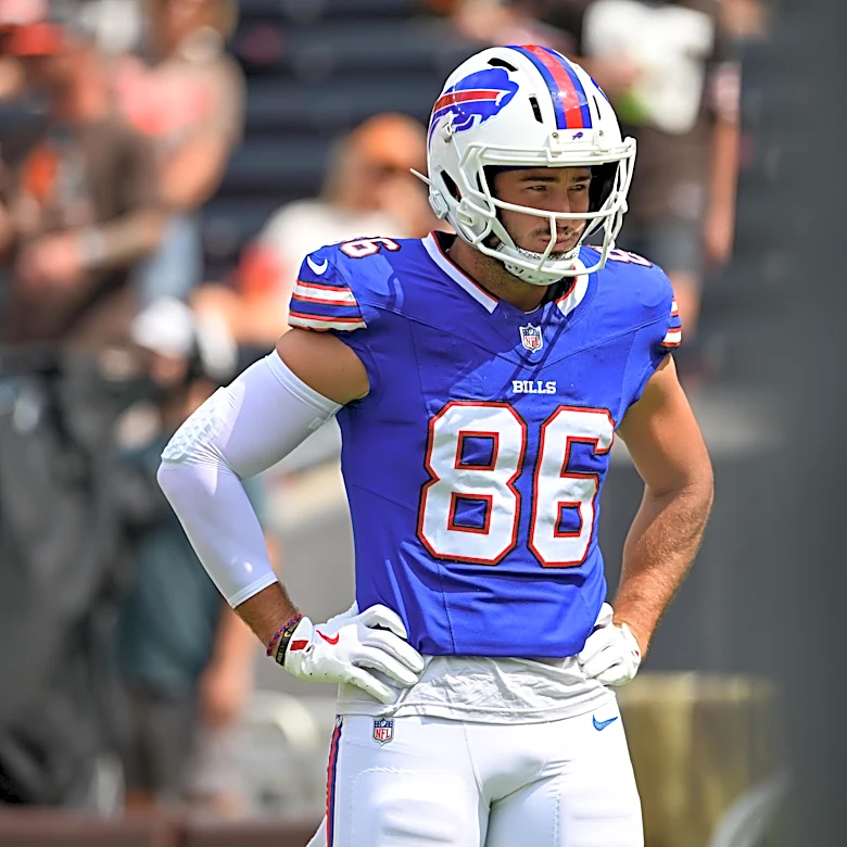 Buffalo Bills TE Dalton Kincaid managing broken pinky finger, per report