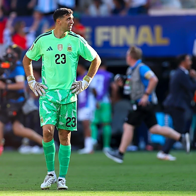 Chelsea, Aston Villa agree £7.5m Emiliano Martínez transfer — report