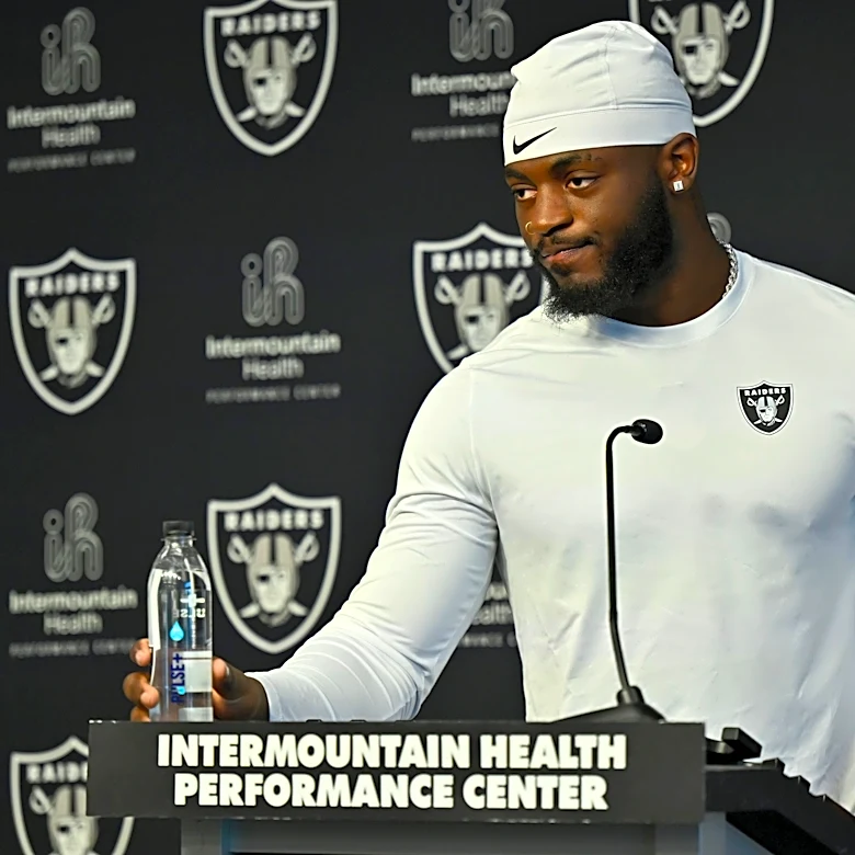 Rookie pass-rusher Keyron Crawford injured