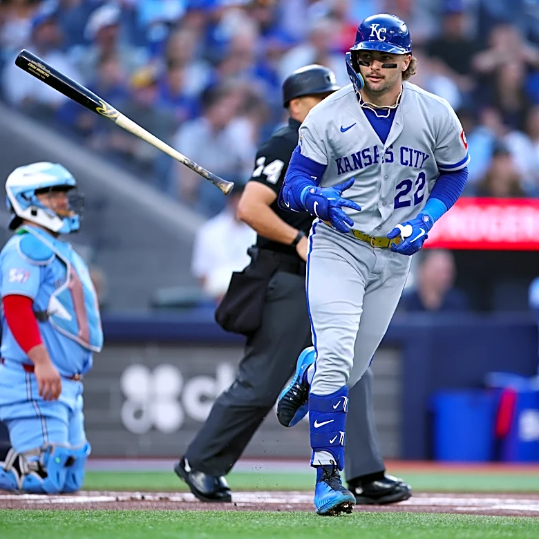 Royals hammer Blue Jays, win fourth straight series