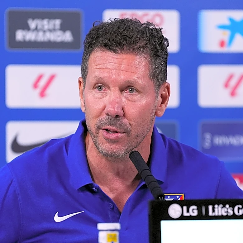 Diego Simeone talks Julián, Sørloth, Romero ahead of Sevilla