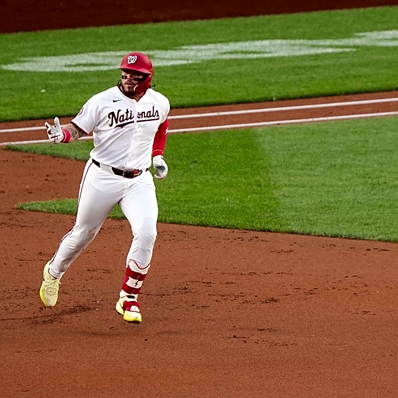 Andres Chaparro is becoming more than a platoon bat for the Washington Nationals