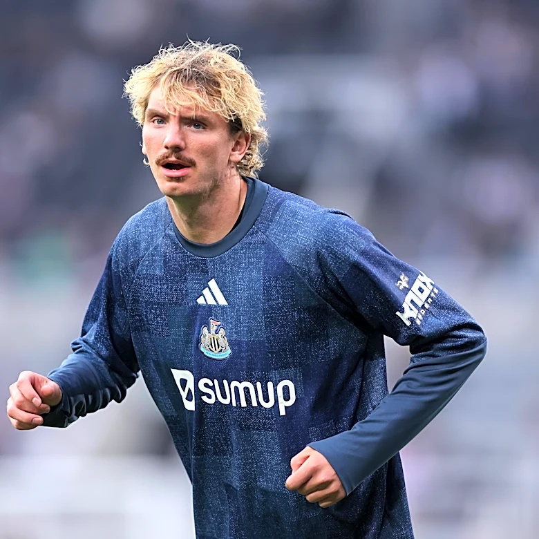 Newcastle Receives Late Nick Woltemade Approach as Conflicting Reports Emerge