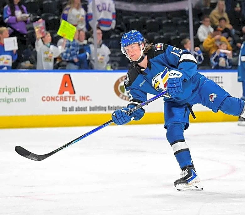 Colorado Avalanche Top 25 Under 25: #6 T.J. Hughes