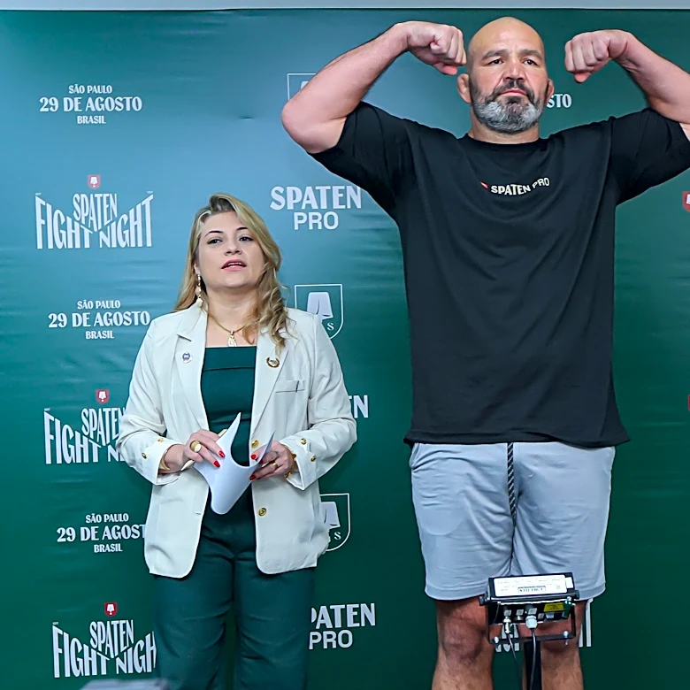 Spaten Fight Night 3 weigh-in results: Glover Teixeira 10 pounds heavier than Shogun Rua