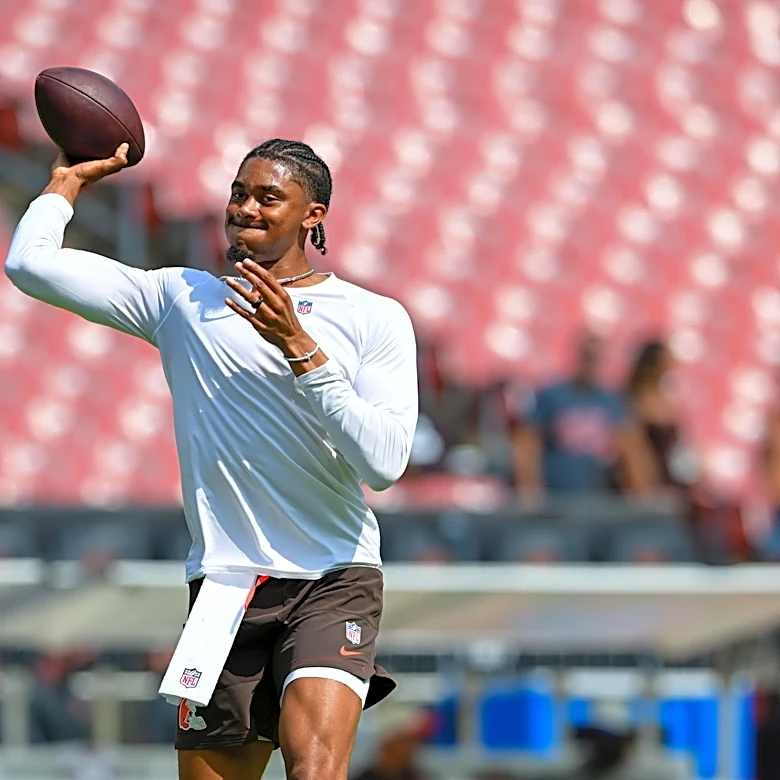 Browns QB room: Patriots game enough to secure roster spots?