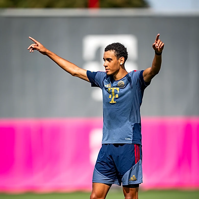 Ahead of Bayern Munich’s win over VfB Stuttgart, Jamal Musiala, Serge Gnabry put in work
