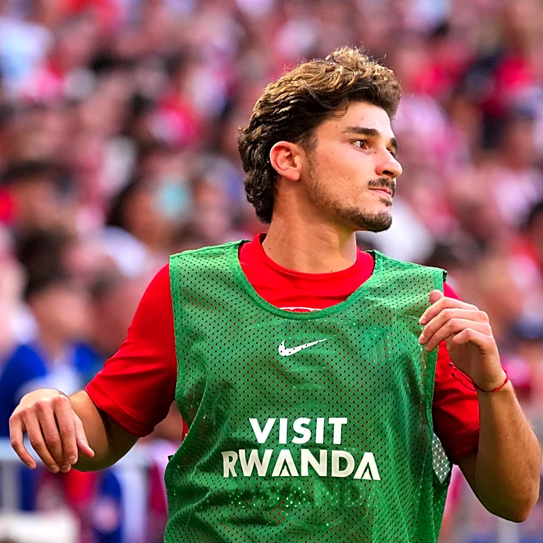 What’s going on with Julian Alvarez after Atletico block transfer to Barcelona?