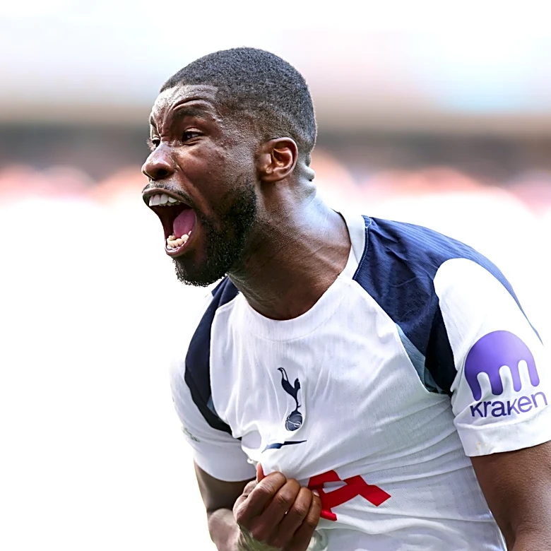 BBC: Spurs reject Sunderland loan for Kevin Danso