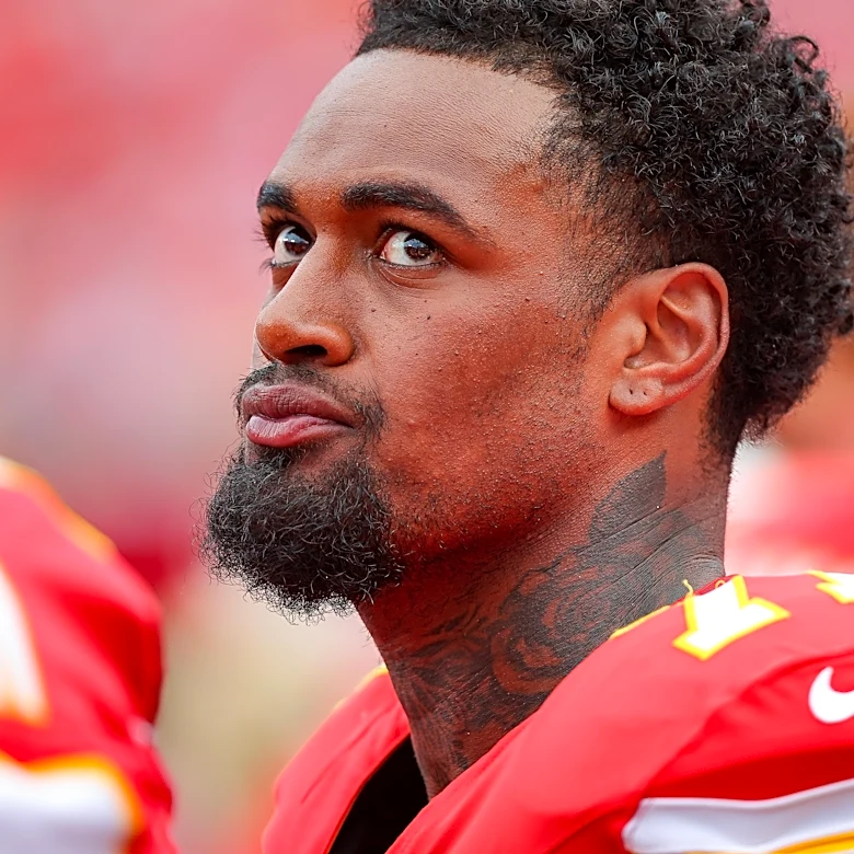 Andy Reid gives slight update on Josh Simmons after Friday’s game