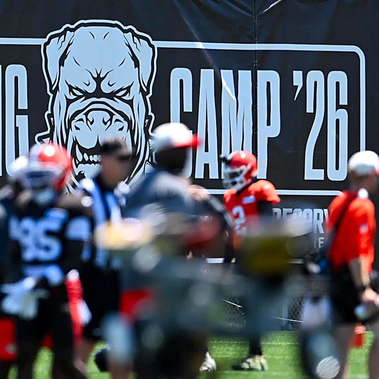Cleveland Browns news: Coach wants to see you. And bring your playbook.