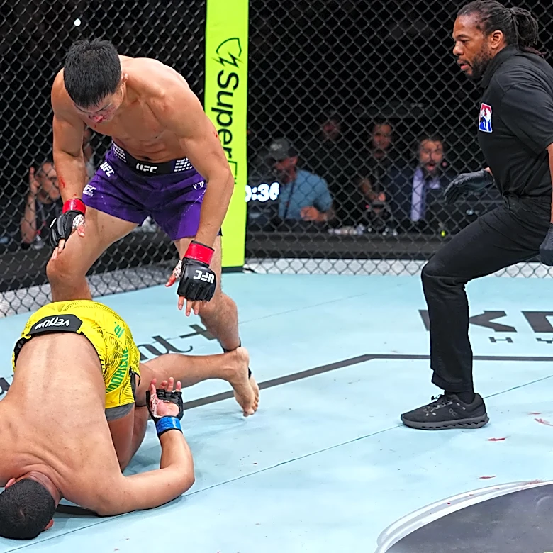 Highlights! Kickboxing sensation Liu Ce debuts with insane faceplant knockout punch | UFC Shanghai