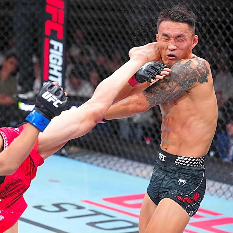 Highlights! Kai Asakura slices through Aoriqileng with brutal head kick knockout | UFC Shanghai