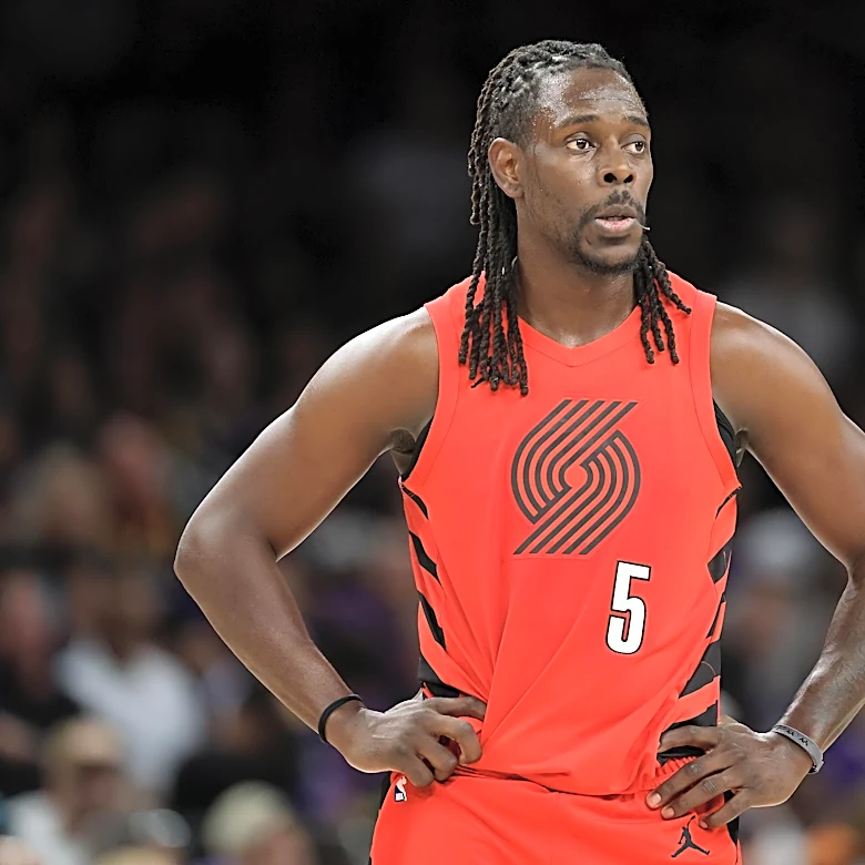 Jrue Holiday Needs to Start at Shooting Guard