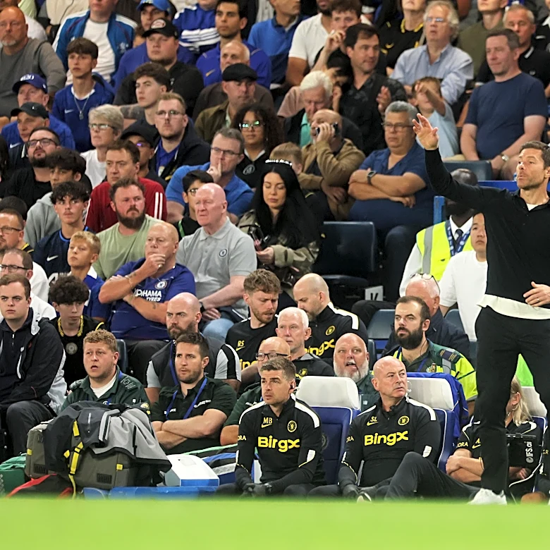 How should Chelsea line up against Brighton & Hove Albion?