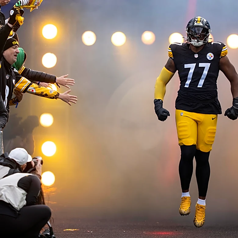 BREAKING: Cowboys trade with Steelers for OT Broderick Jones