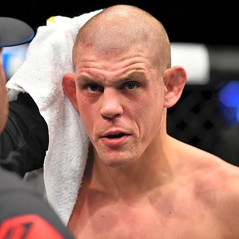 Highlights! UFC vet Joe Lauzon delivers bloody TKO in bareknuckle debut following seven-year layoff | BKFC Fenway