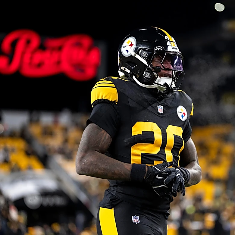 Packers trade for RB Kaleb Johnson at cutdown deadline