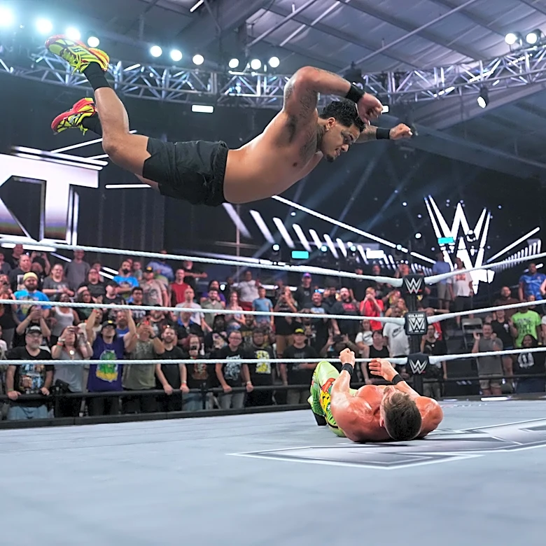 WWE NXT Heatwave 2026 results, live match coverage