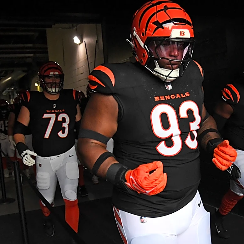 McKinnley Jackson waived by Bengals after drawing trade interest