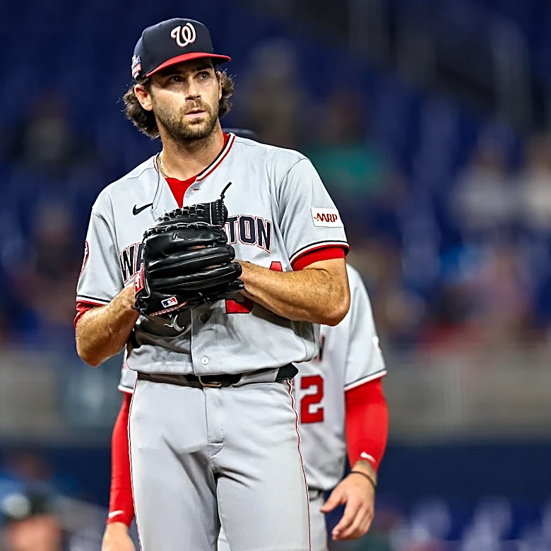 Washington Nationals self destruct in an embarrassing 9th inning collapse